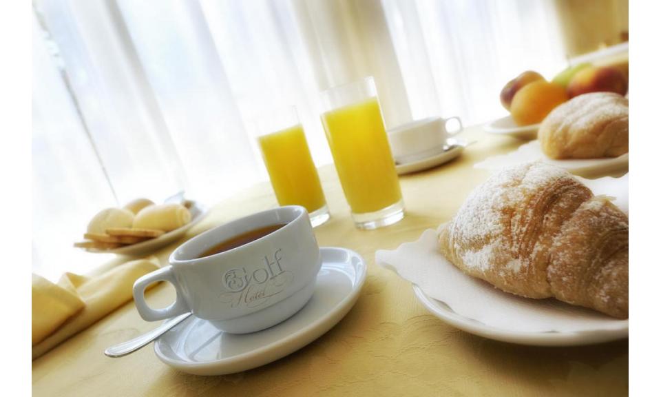 hotel GOLF: reggeli (példa)