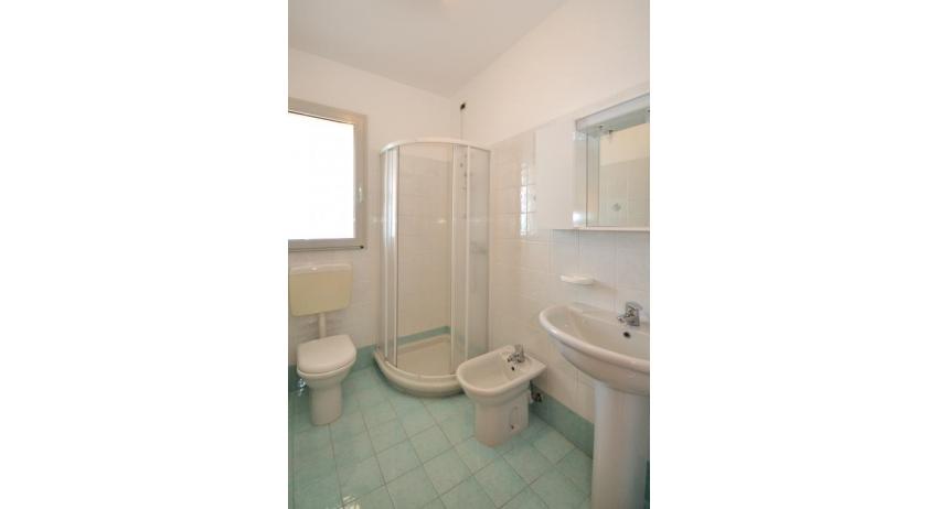 apartments MILLENIUM: C7 - bathroom (example)