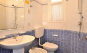 apartments VILLAGGIO TIVOLI: C6 - bathroom (example)