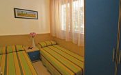 appartament CAMPIELLO: C6/R - chambre avec deux lits (exemple)