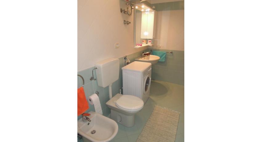 appartamenti ARGONAUTI: C7/2* - bagno (esempio)