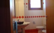 residence TULIPANO: B4 - bathroom (example)