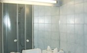 hotel CORALLO: Classic - bathroom (example)