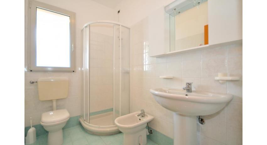 apartments MILLENIUM: B4 - bathroom (example)