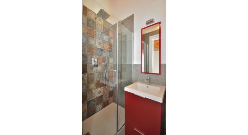 apartments RESIDENCE VIVALDI: C5/2 - bathroom (example)