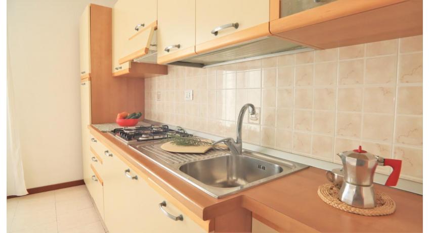 residence LIA-GEMINI: B5/0 - kitchenette (example)