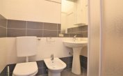 apartments BILOBA: C6/1 - bathroom (example)