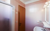 apartments CAMPIELLO: A4 - bathroom with a shower enclosure (example)