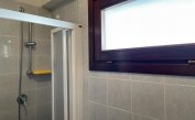 residence GEMINI: B5/1 - bagno con box doccia (esempio)