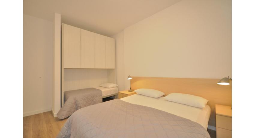 Ferienwohnungen RESIDENCE PINEDA: C6/1 - Doppelzimmer (Beispiel)
