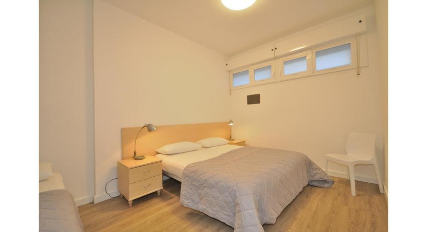 appartamenti RESIDENCE PINEDA: C6/1 - camera matrimoniale (esempio)