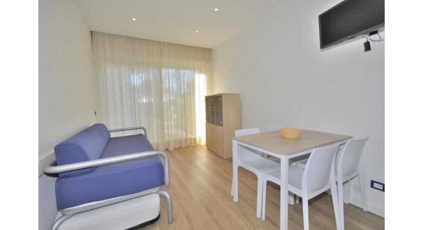 appartamenti RESIDENCE PINEDA: C6/1 - soggiorno (esempio)