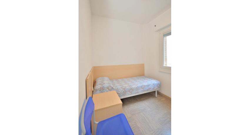 Ferienwohnungen RESIDENCE PINEDA: D7/2 - Einzelzimmer (Beispiel)