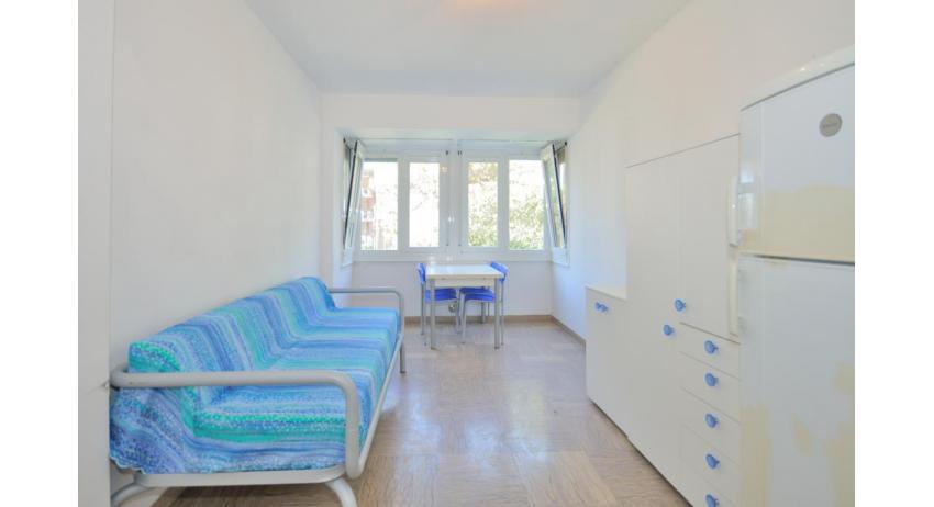 appartamenti RESIDENCE PINEDA: D7/2 - soggiorno (esempio)