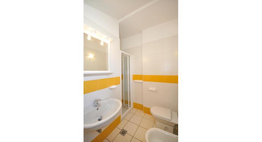 residence LE ALTANE: C6/2 - bagno con box doccia (esempio)