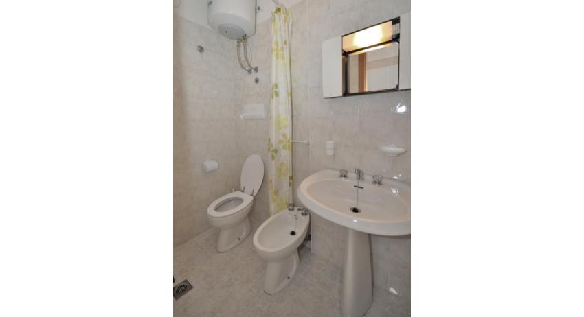 appartamenti ATOLLO: B4 - bagno (esempio)