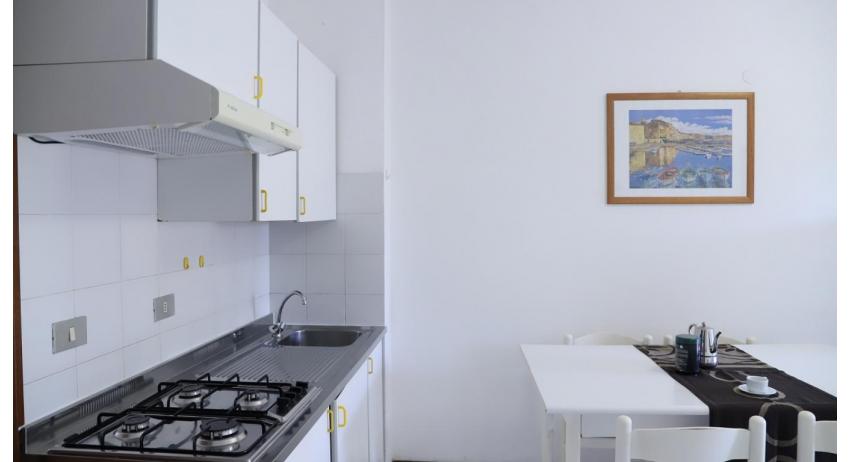 residence GEMINI: C7/0 - kitchenette (example)