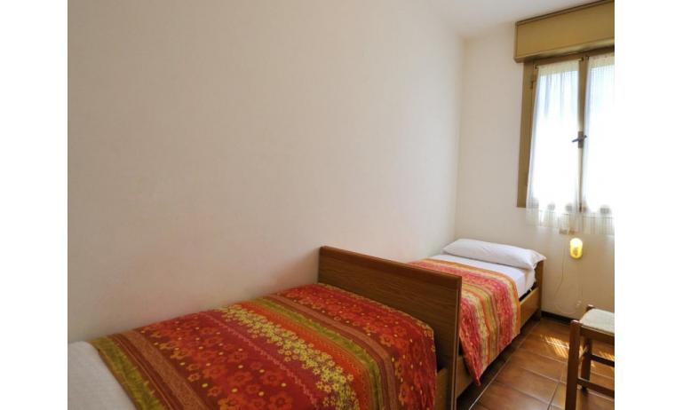 appartament TIZIANO: C6b - chambre avec deux lits (exemple)