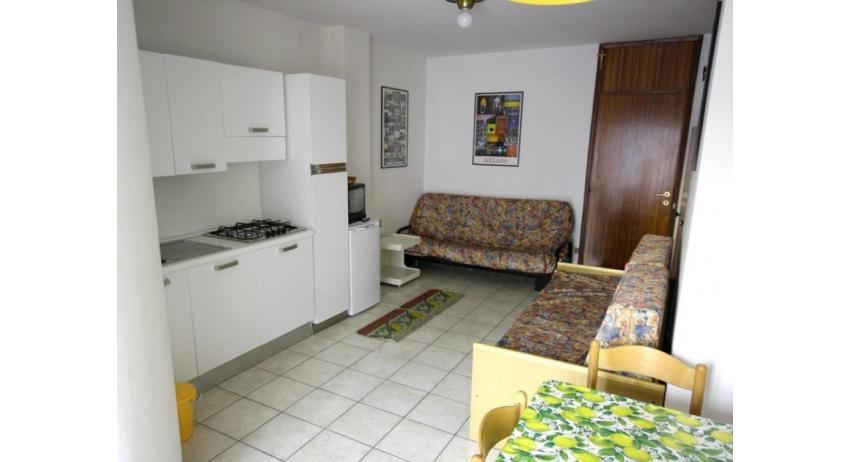 apartments BRISTOL: A3* - living room (example)