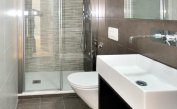apartments RESIDENCE VIVALDI: C6 - bathroom (example)