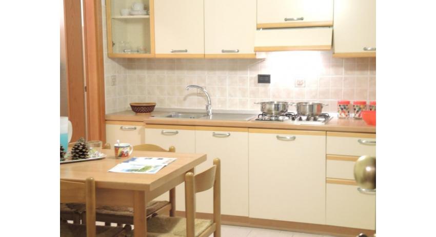 residence LIA: B5* - kitchenette (example)